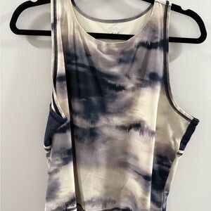 Chic Tie-Dye Tank Top in Black and Cream